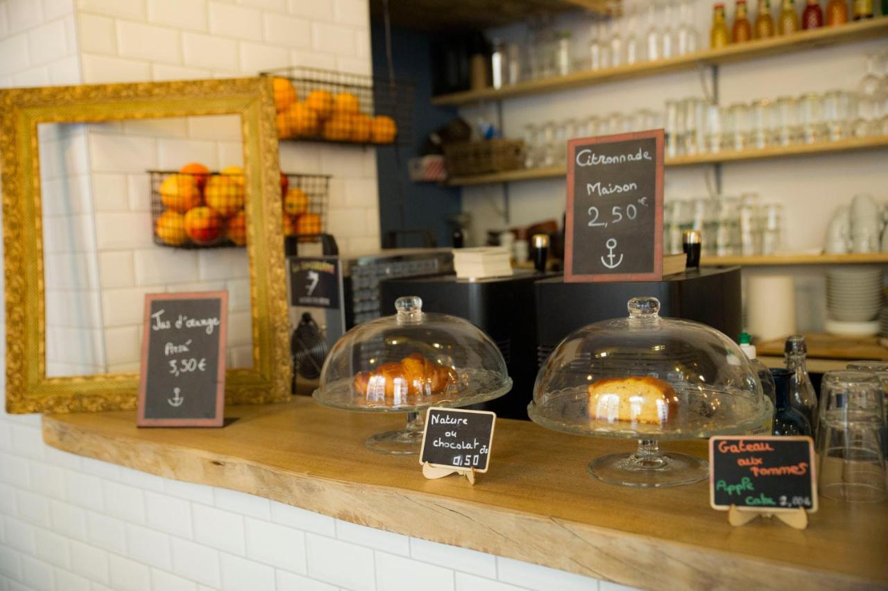 Georges Hostel & Cafe Сет Экстерьер фото